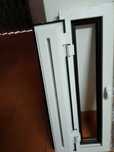 Para espaços pequenos Janela em alumínio branco brilho, vidro duplo