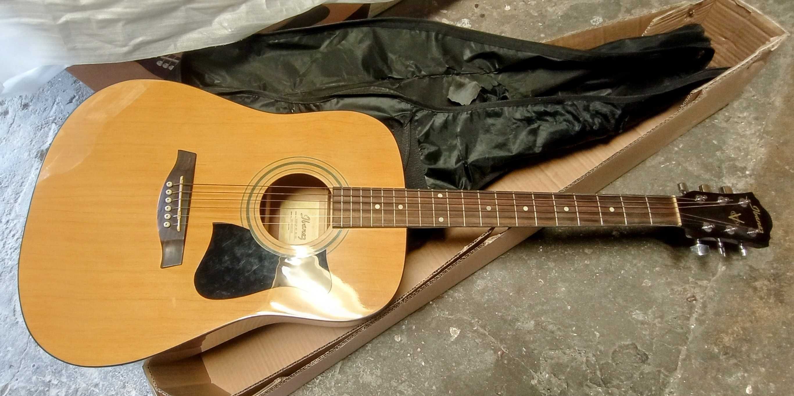 Gitara akustyczna IBANEZ