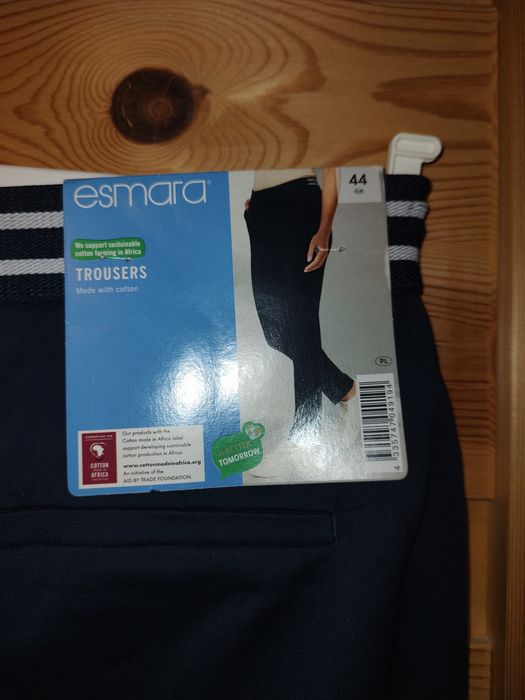 Damskie spodnie Esmara