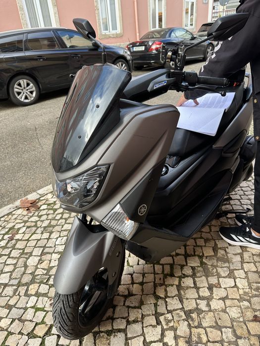 Yamaha Nmax para alugar