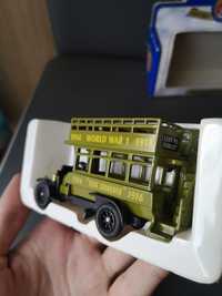 Samochodzik autobus Oxford Die-cast z I wojny światowej