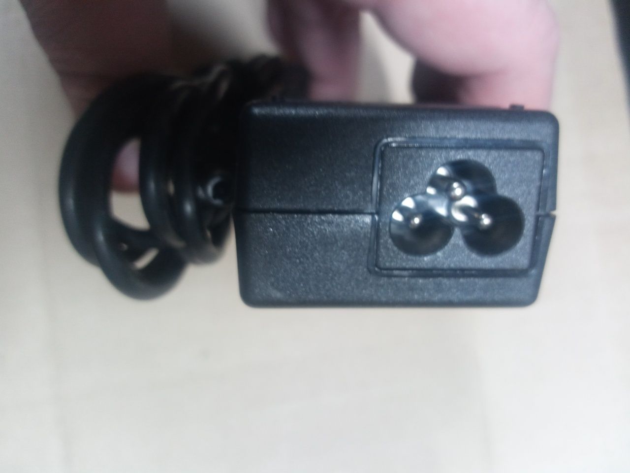 Оригинал блок питания Toshiba Fujifsu Asus 19V 3,42A 65W 5.5/2.5
