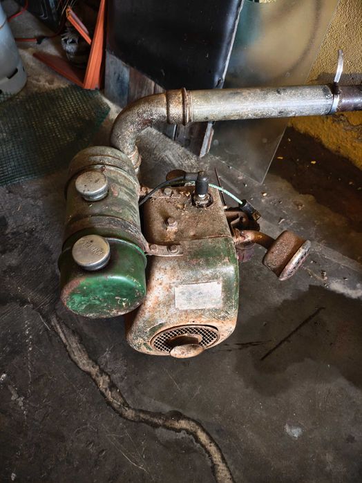 Máquina de pisar uvas &motor rega .