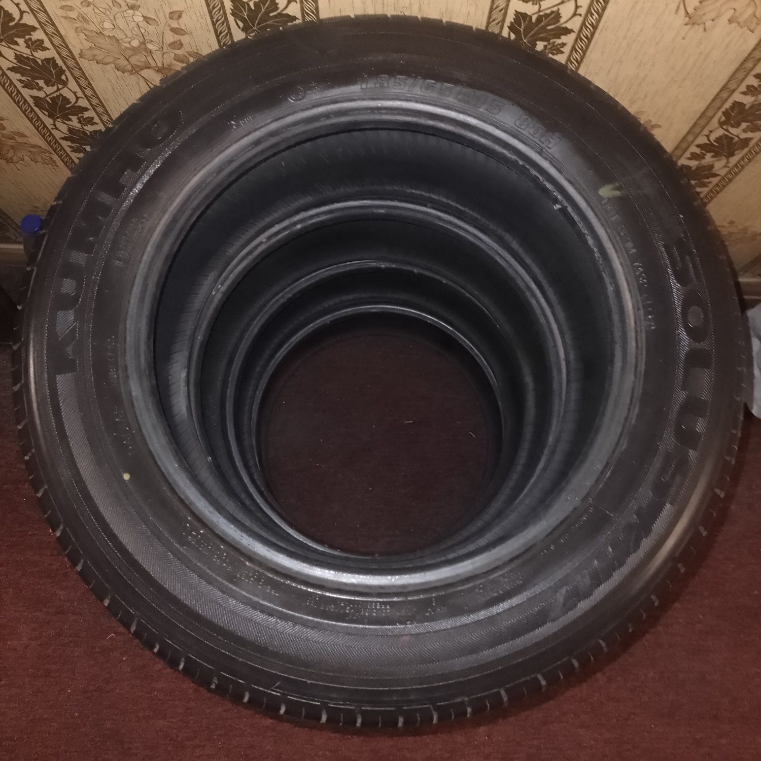 Диски R15, шины 185/65R15 Kumho Solus KH17, колпаки RAVEN 15, комплект