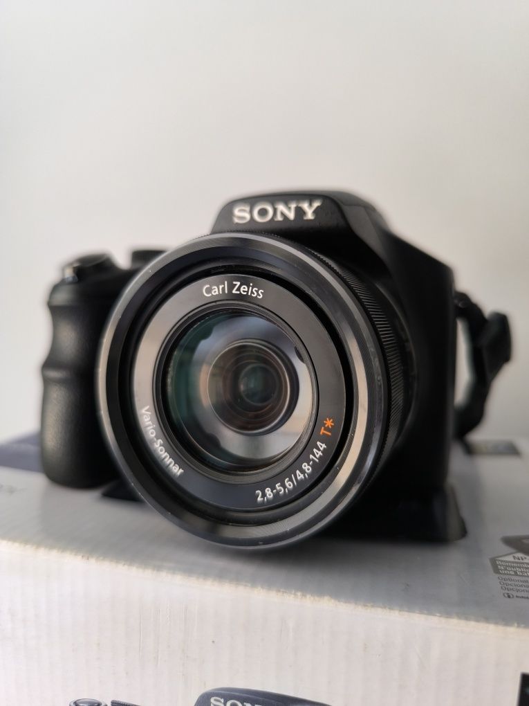 Sony HX200V zoom kompakt aparat cyfrowy