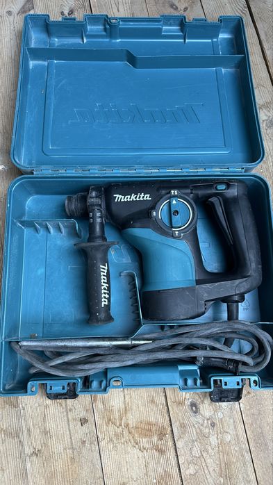 Młotowiertarka Makita HR2810