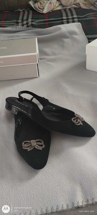 Босоніжки жіночі