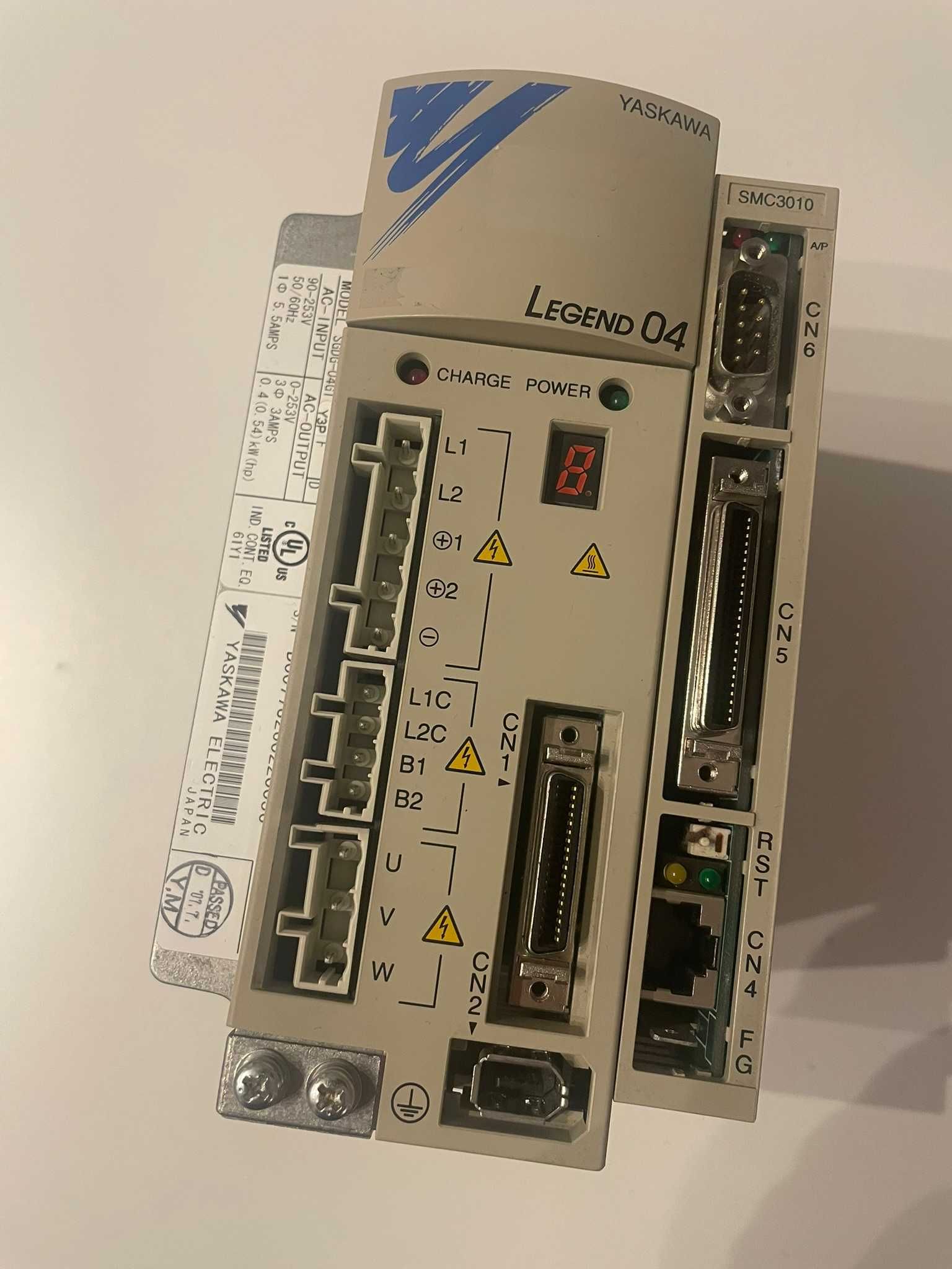 Serwonapęd Yaskawa LEGEND 04 SGDG-04GT Y3P F