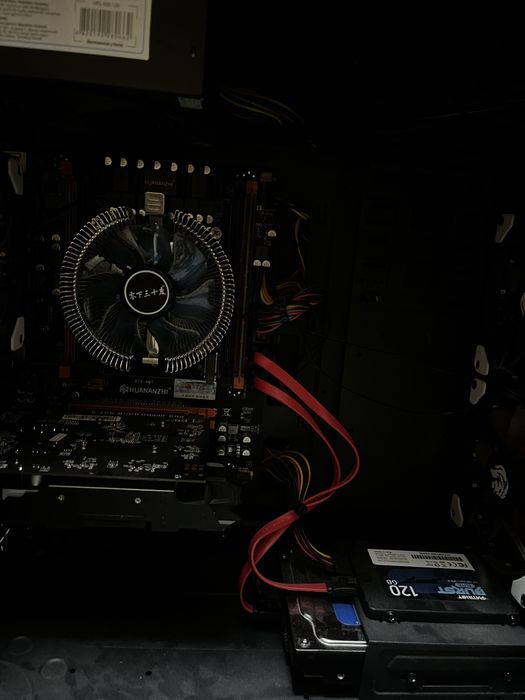 пк в сборі або по комплектуючим