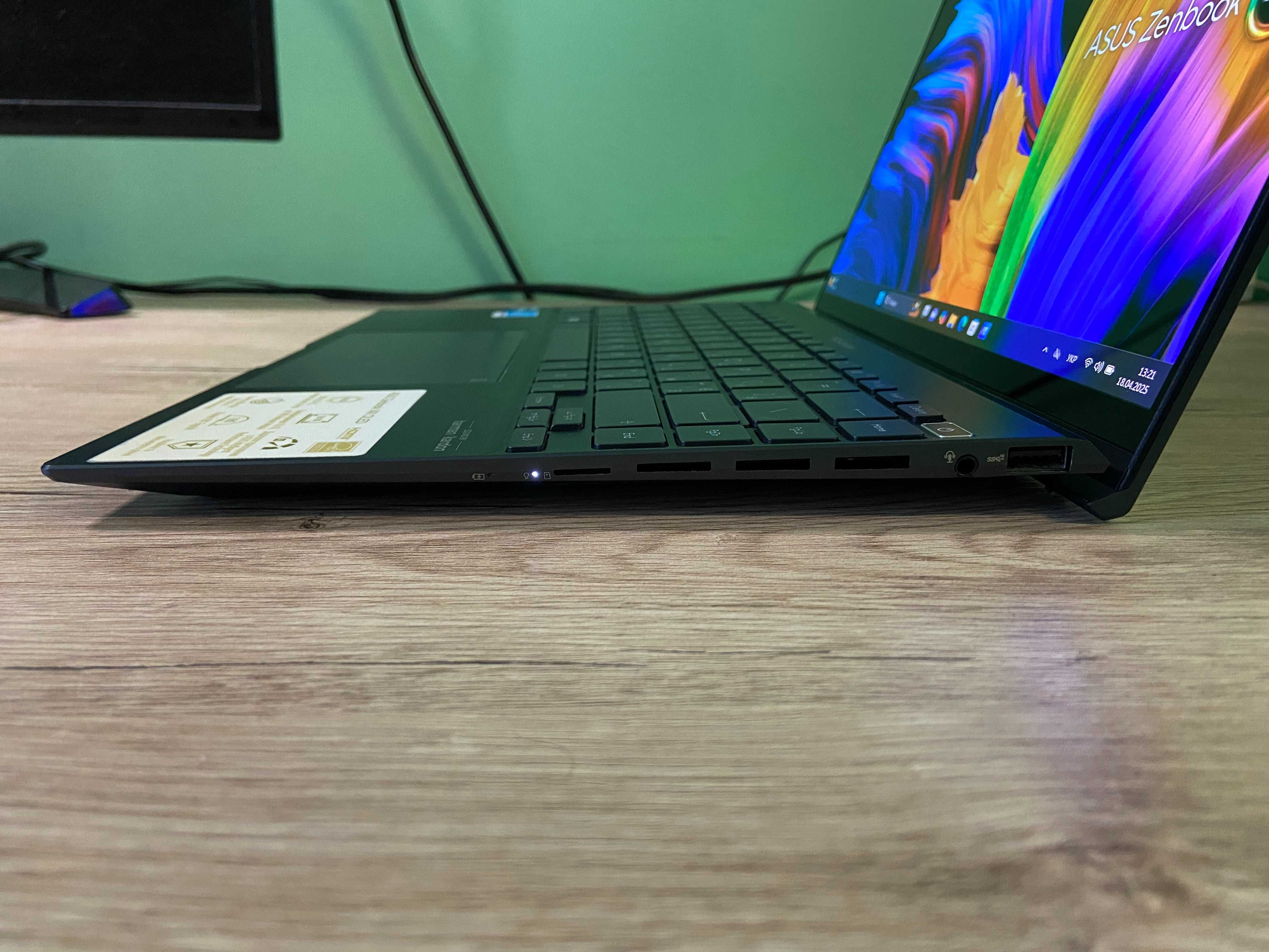 Продам ноутбук Ноутбук ASUS ZenBook 14X OLED UX5401EA-L7102T Pine Grey