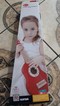 Gitara czerwona lub biala