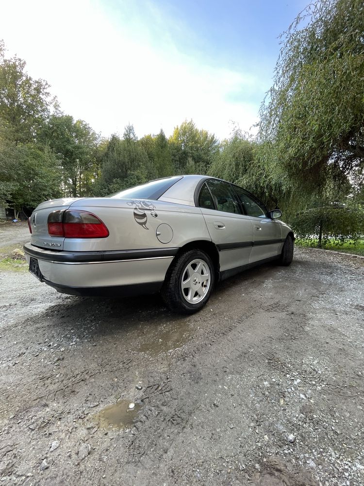 Opel Omega B.