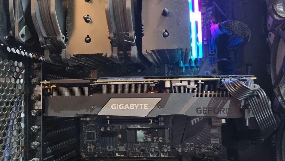 Placa gráfica Gigabyte RTX 2070 Super 8GB GDDR6