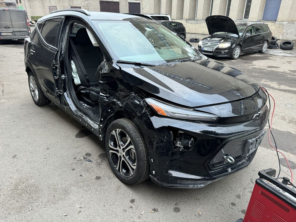 Chevrolet Bolt EUV Двері Двери Дверка передня задня ліва права РОЗБОР