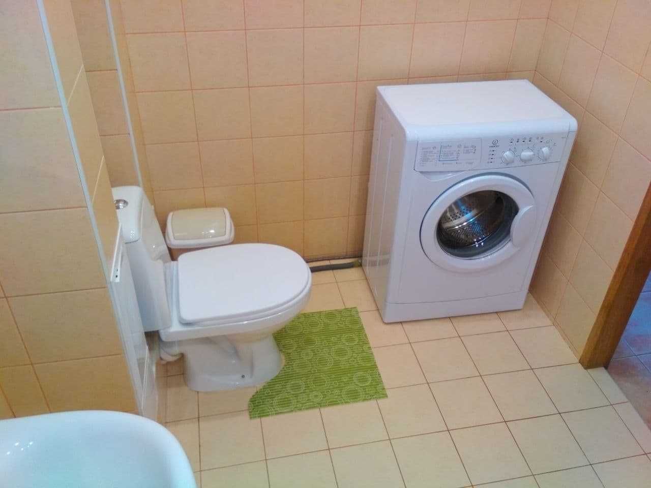 Квартира на метро подобово