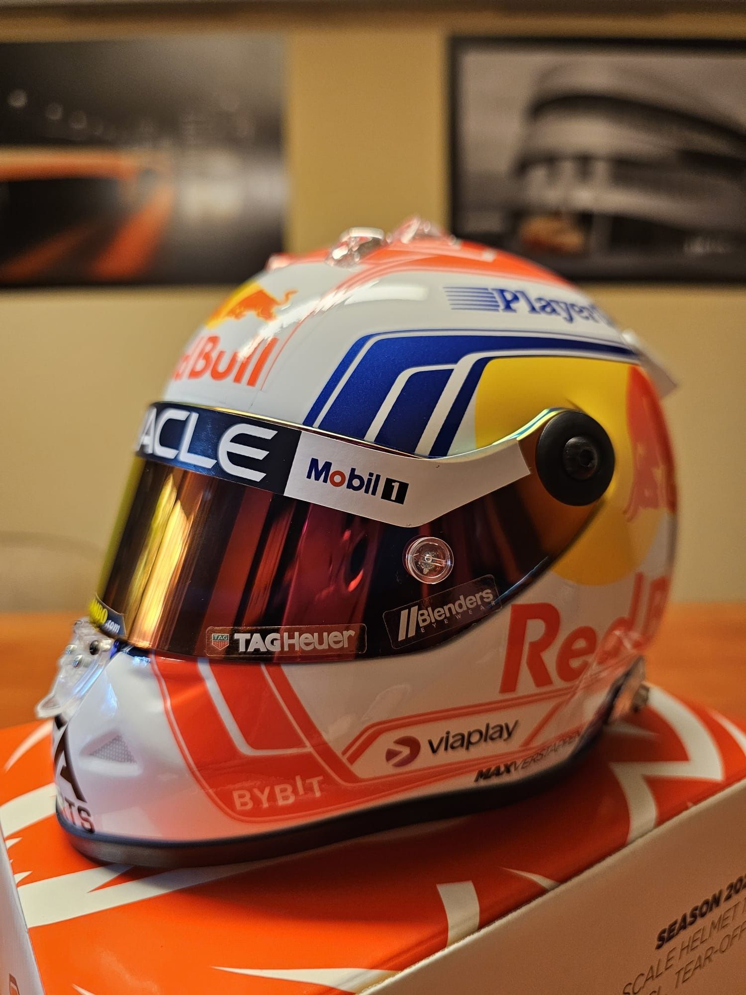 Red Bull Racing - Max Verstappen   Kask 1:2 GP Australii 2023 autograf