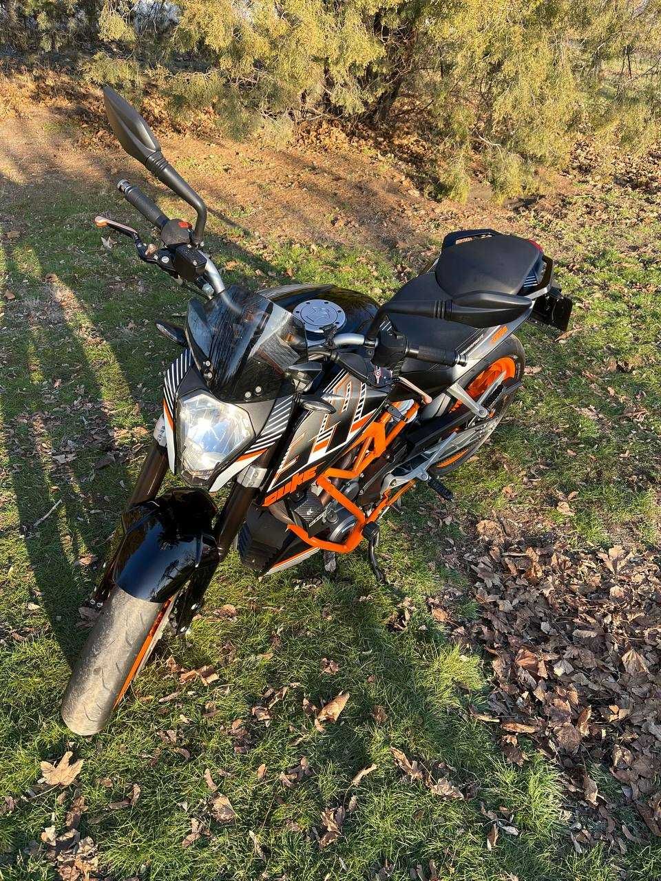 Мотоцикл KTM Duke 390
