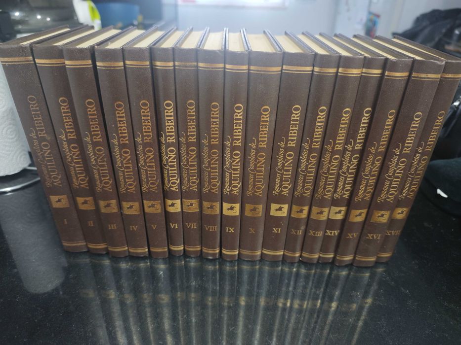 Coleção de 17 livros de Aquilino Ribeiro