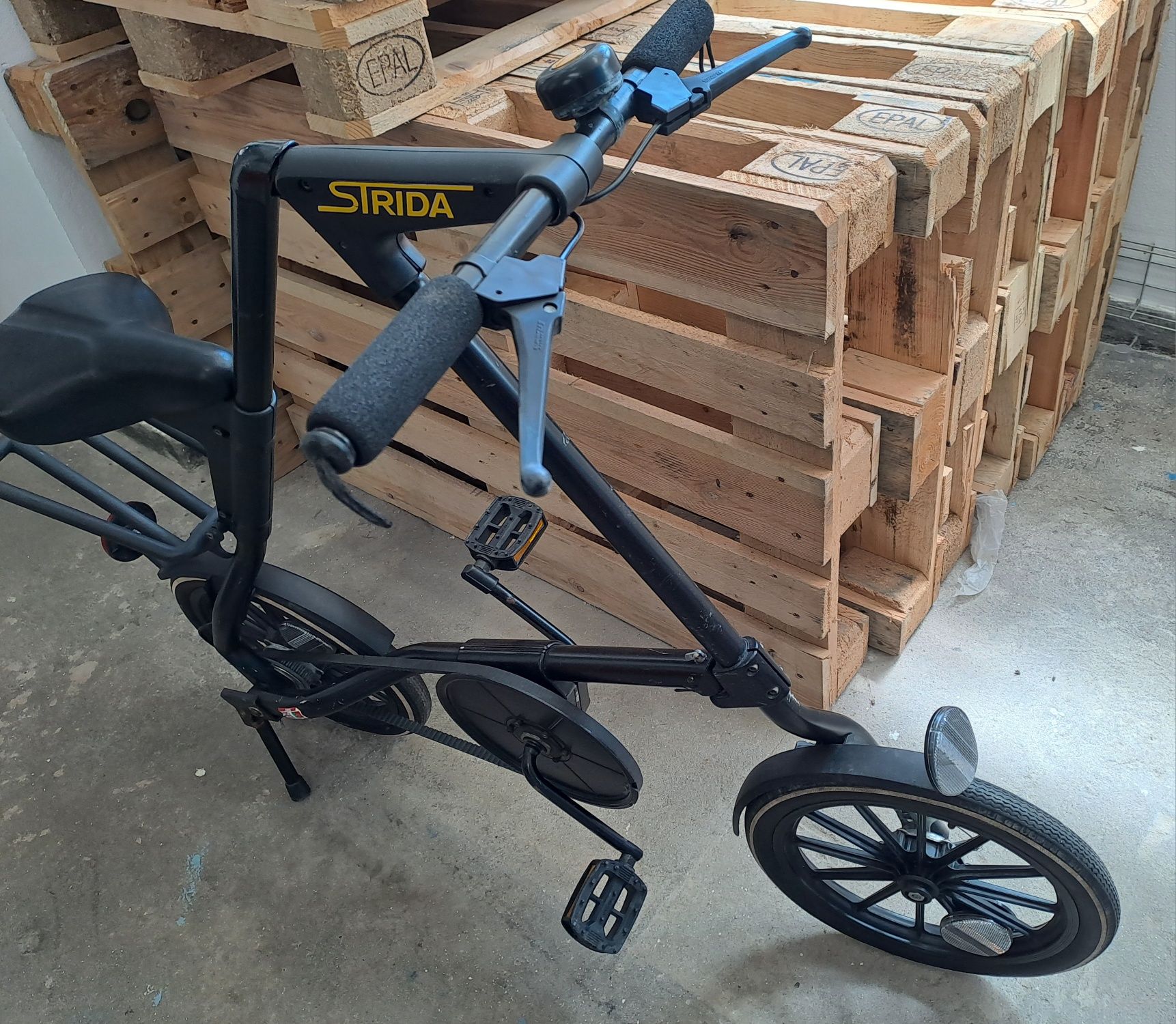 Bicicleta dobrável Strida