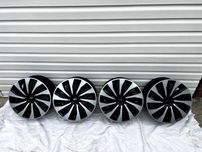 NOWE Felgi 15" z kołpakami FORD FIESTA MK 8 6Jx15H2 4X108 ET45 UNIKAT