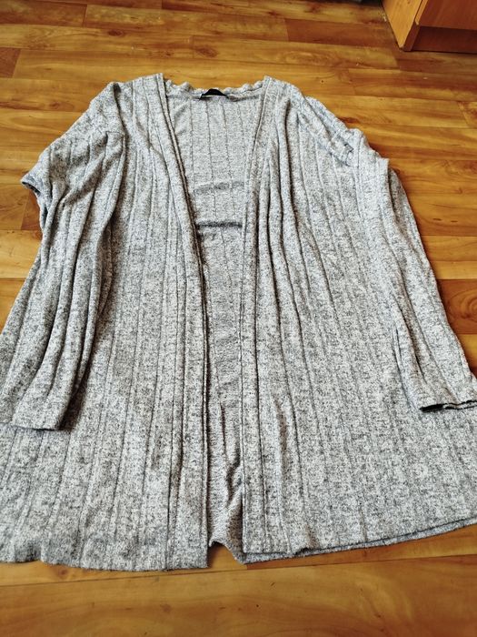 Nowy kardigan/narzutka damska w rozmiarze XXL w kolorze szarym