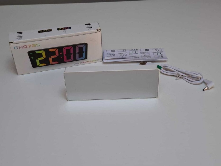 Cyfrowy zegarek budzik