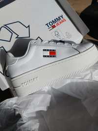 Tommy Hilfiger Jeans sneakersy  białe  39 platforma  wyższa podeszwa