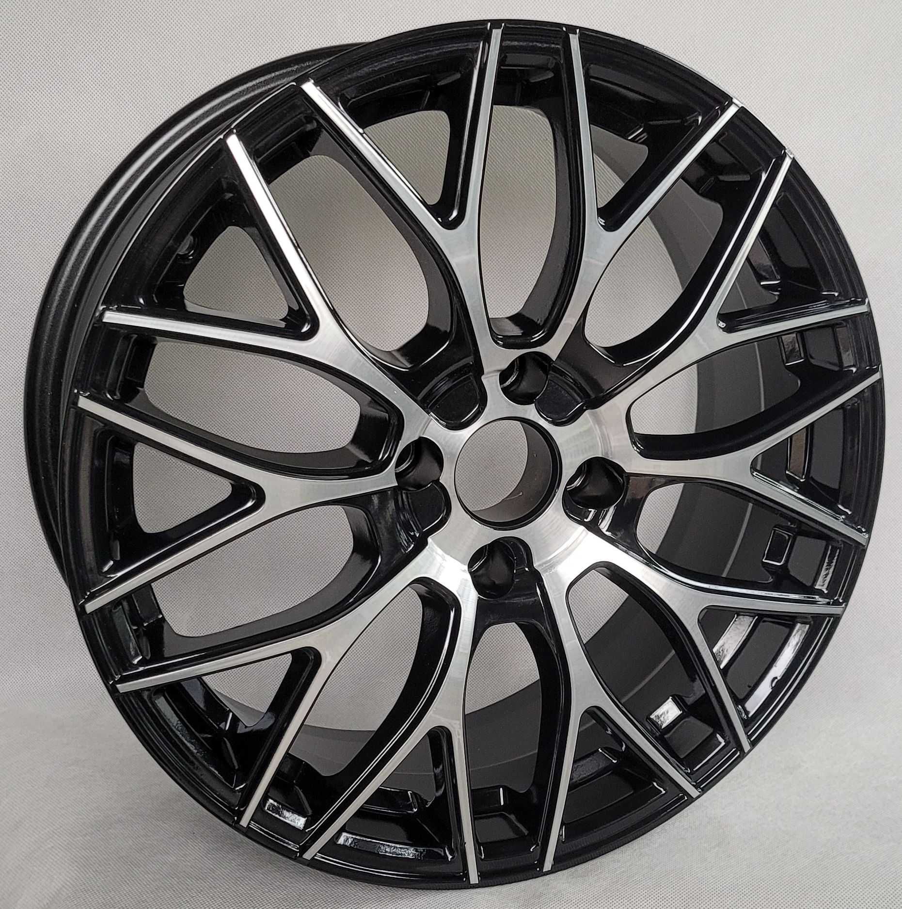Felgi 17 4x108 Opel Mokka 2 Corsa F Avenger Citroen C3 C4 DS 4 Peugeot
