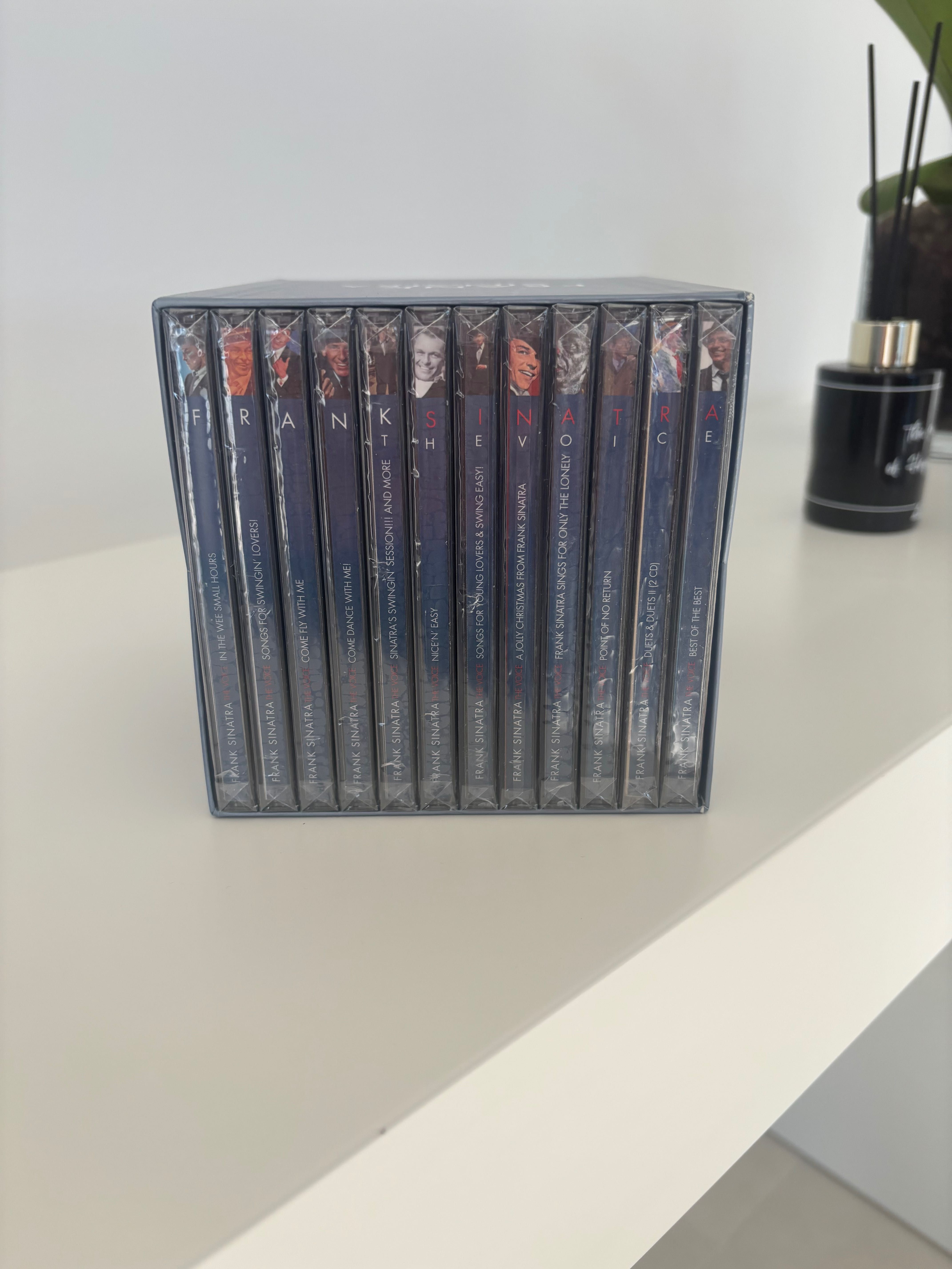 Vendo 12 CDs Frank Sinatra