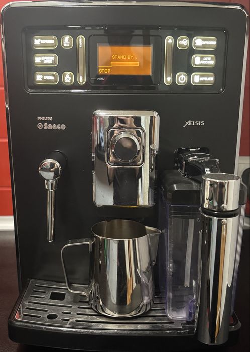 ОРИГІНАЛ! Кавомашина з молочником Кофемашина Saeco Philips Xelsis