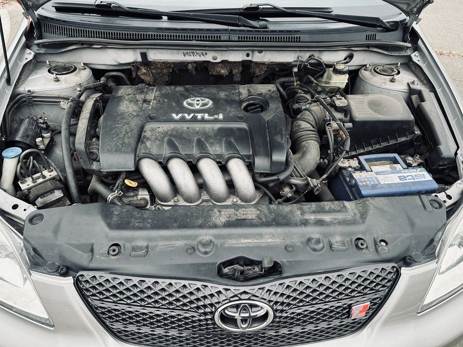 Toyota Corolla 1.8л 2003г