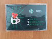 przypinka starbucks
