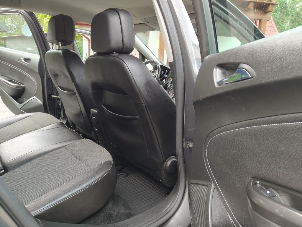 Astra J 1.7 110KM Selection Alu17 Skóry Climatronic Extra Dynamiczna