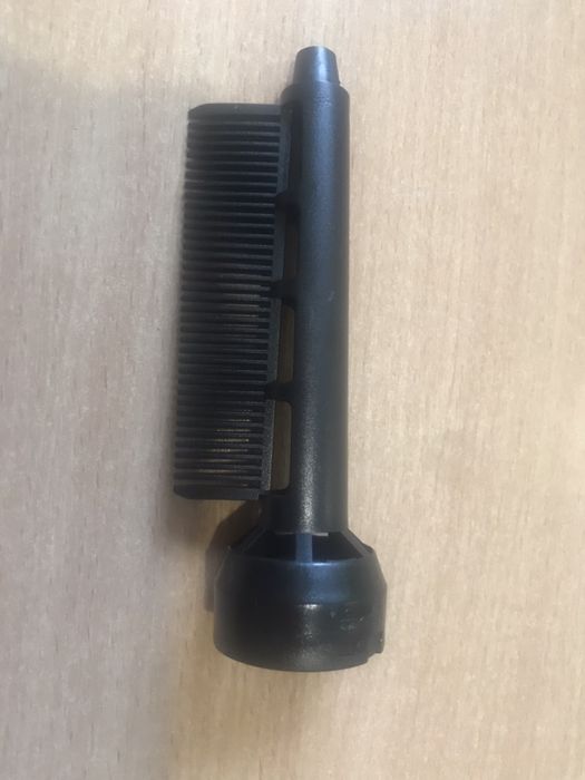 Отдам бесплатно насадку на фен