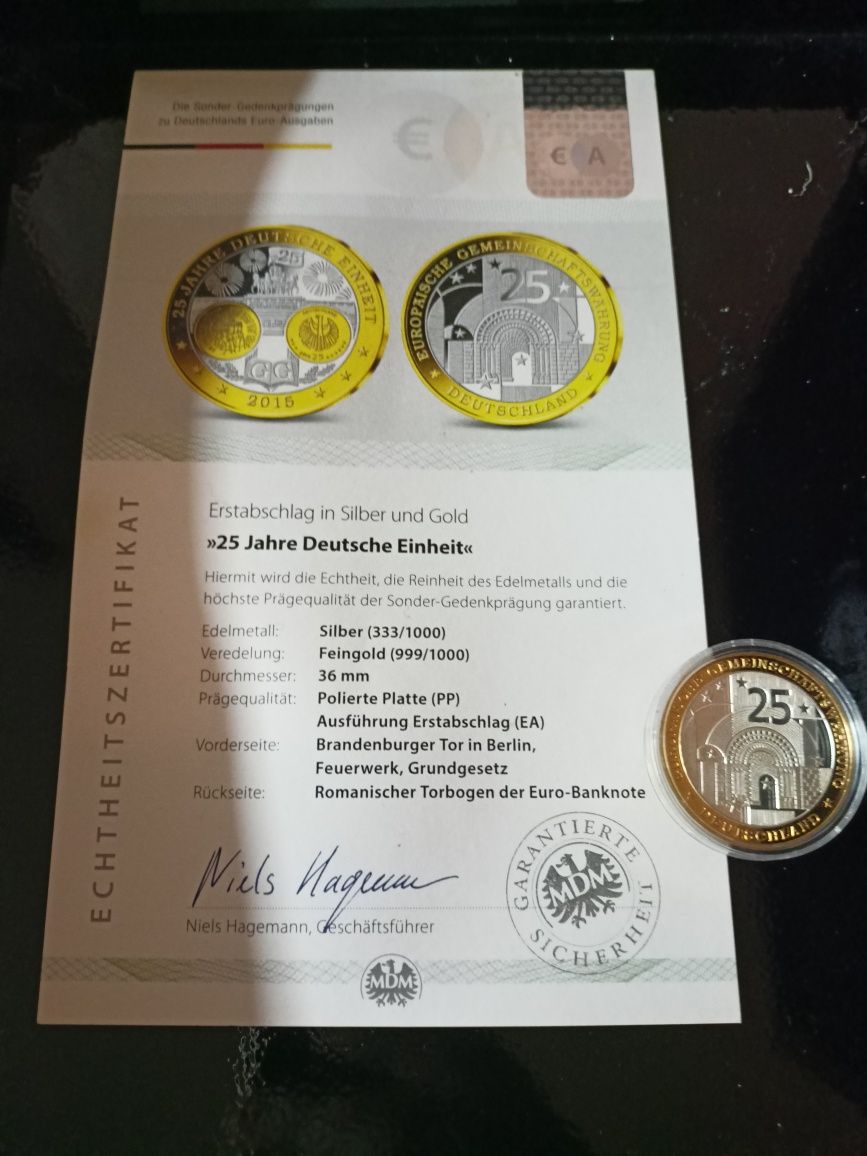 Moneta srebrna okolicznościowa - pozłacana