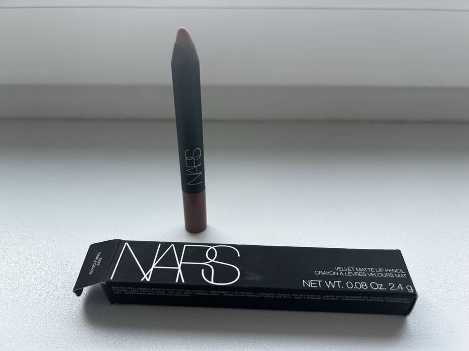NARS kredka do ust