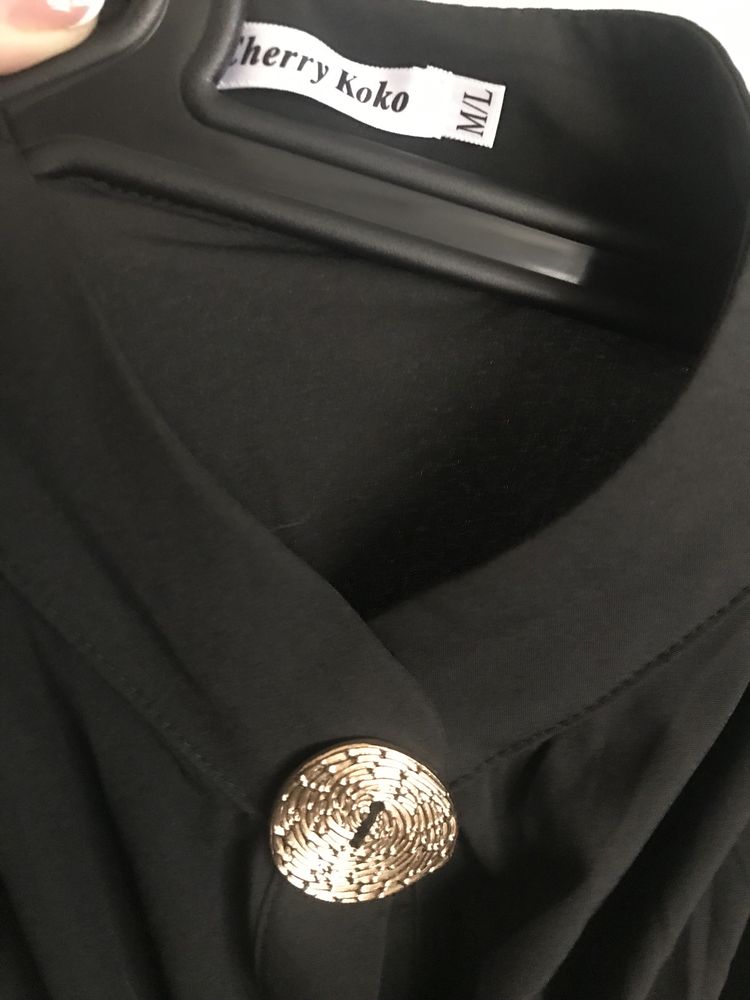 NOWA sukienka M/L czarna ze złotymi guzikami na XL i XXL