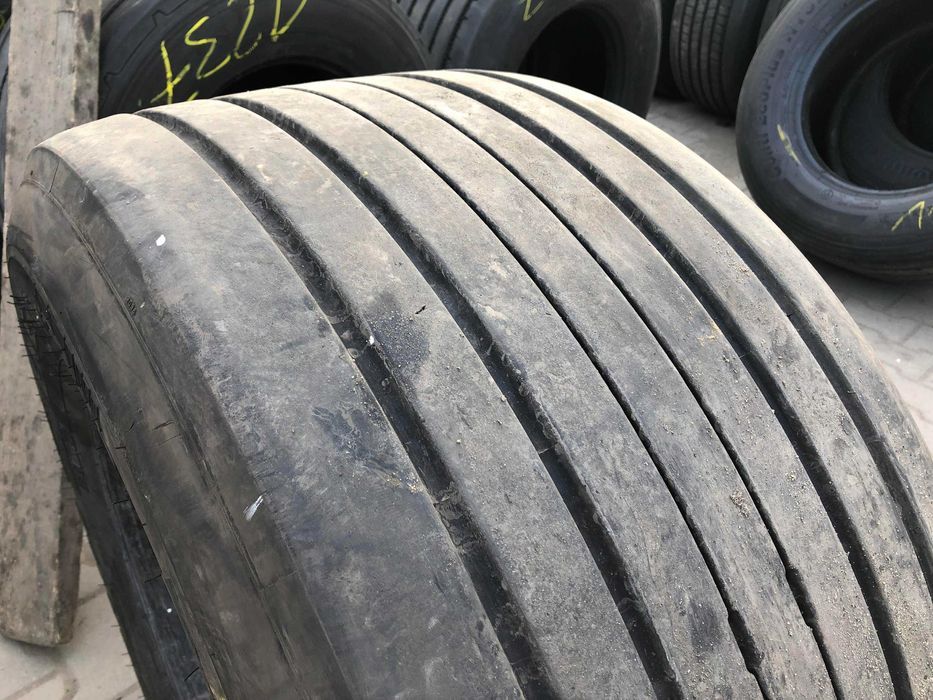 435/50R19.5 Opona PIRELLI ST 01 Neverending Energy 8-9mm Naczepa