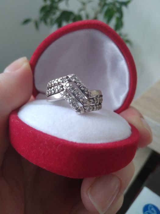 Srebrny pierścionek pierścionek.925