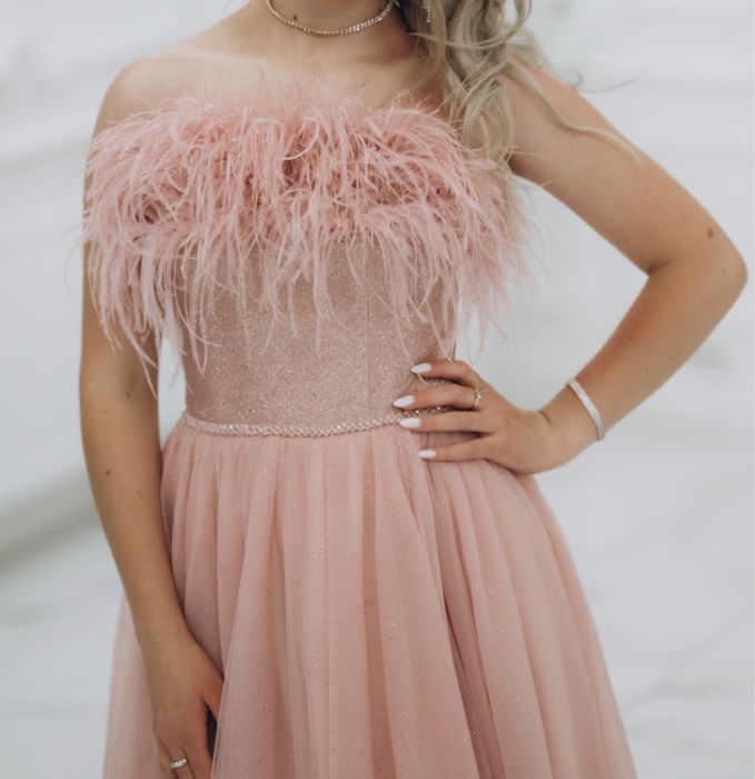 Продам випускну сукню