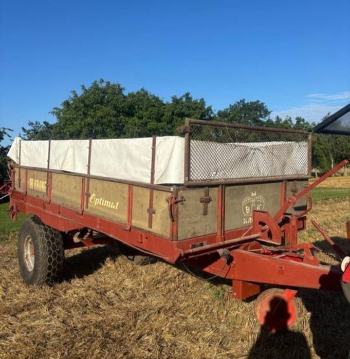 Przyczepa rozrzutnik 6t