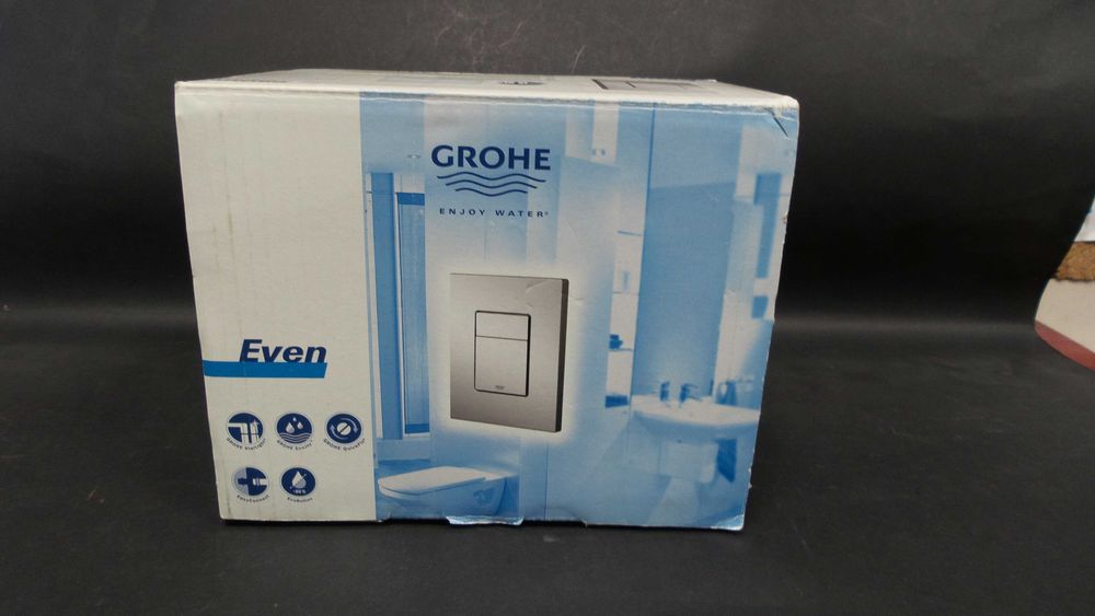 Przycisk spłukujący do WC Grohe Even  srebrny