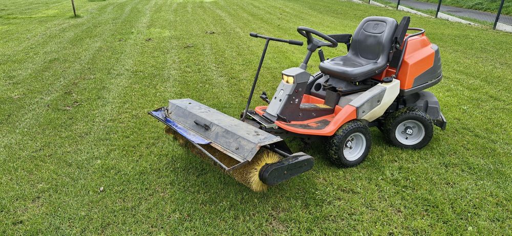 Traktorek kosiarka Husqvarna rider PR 17 AWD z hydrauliką