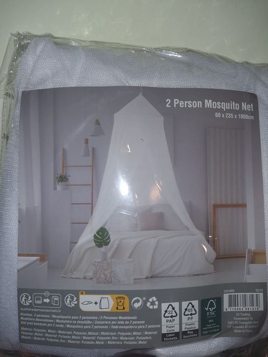 Baldachim moskitiera