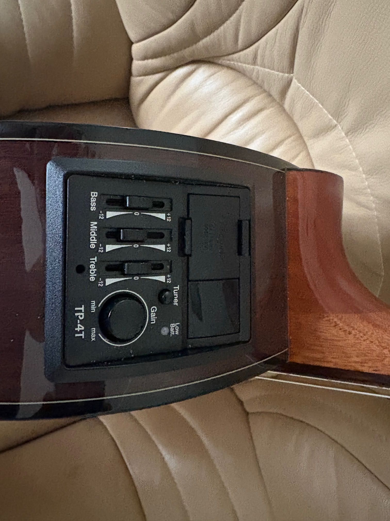 Wspaniała gitara TAKAMINE GC6CE, elektroklasyczna, CACKO!!!