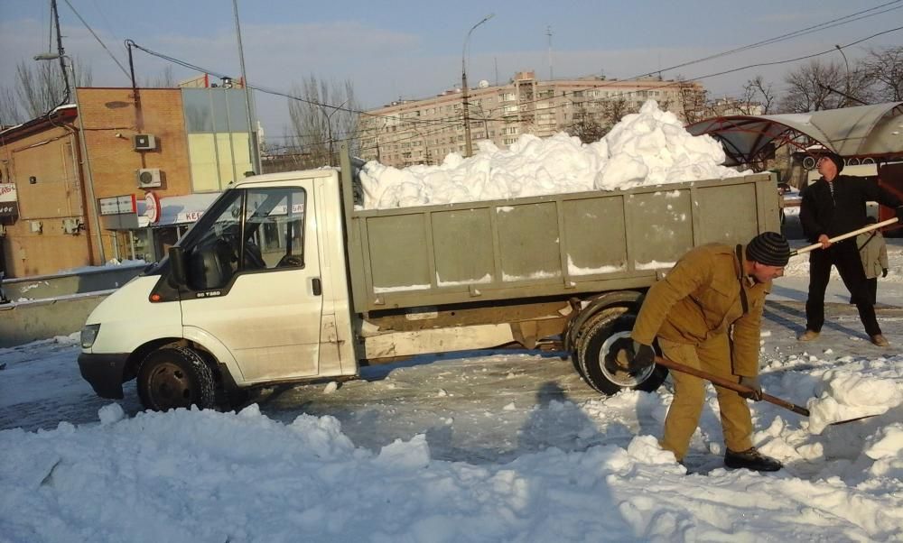 вывоз строительного мусорa, листьев, веток,старой мебели,демонтаж