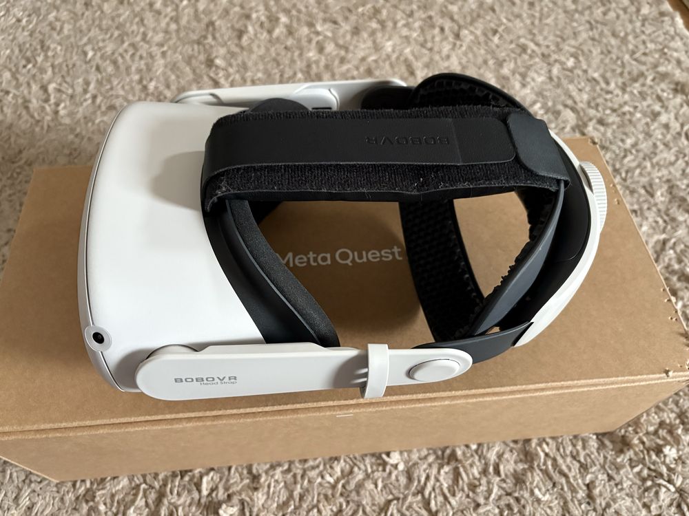 Oculus Quest 2 128GB + opaska Bobovr