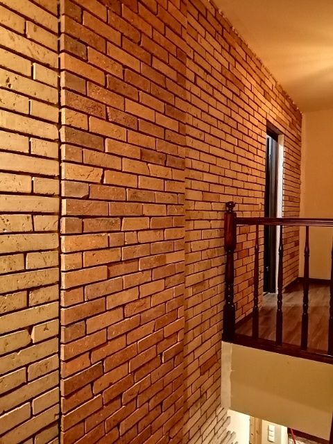Cegla cięta  rozbiorkowa,plytki z cegly srodek  34zł pół metra