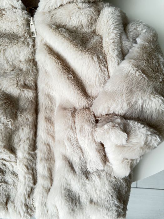 Шубка Zara Оригінал з Іспанії р.104 на 4 роки