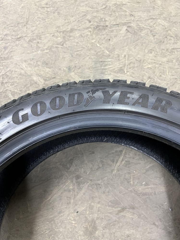 Шини.Резина Goodyear 225/45/19 зима